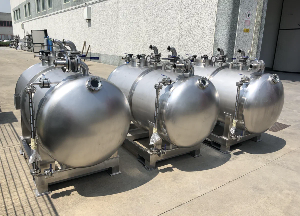 Stainless steel pressure vessels